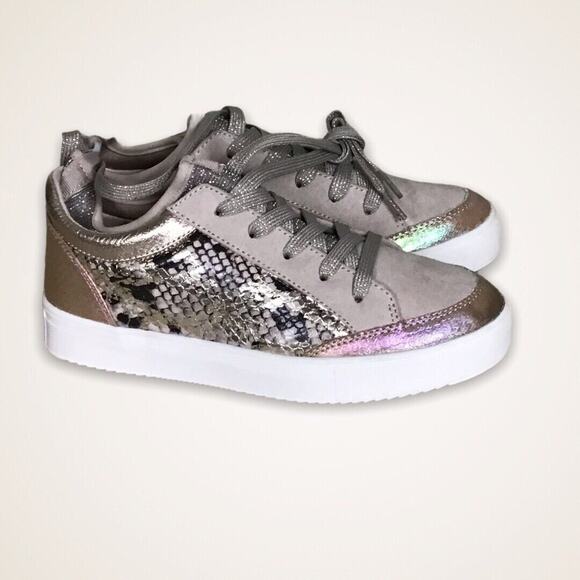 Steve Madden Big girls Snake Print  Bliss Slip On Fashion Sneakers Sz. 5 Gold - Picture 1 of 10